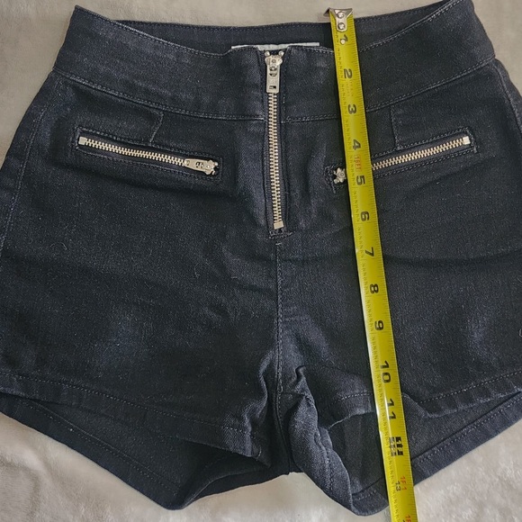 Guess Black High Waist Zippered Shorts - Picture 2 of 9